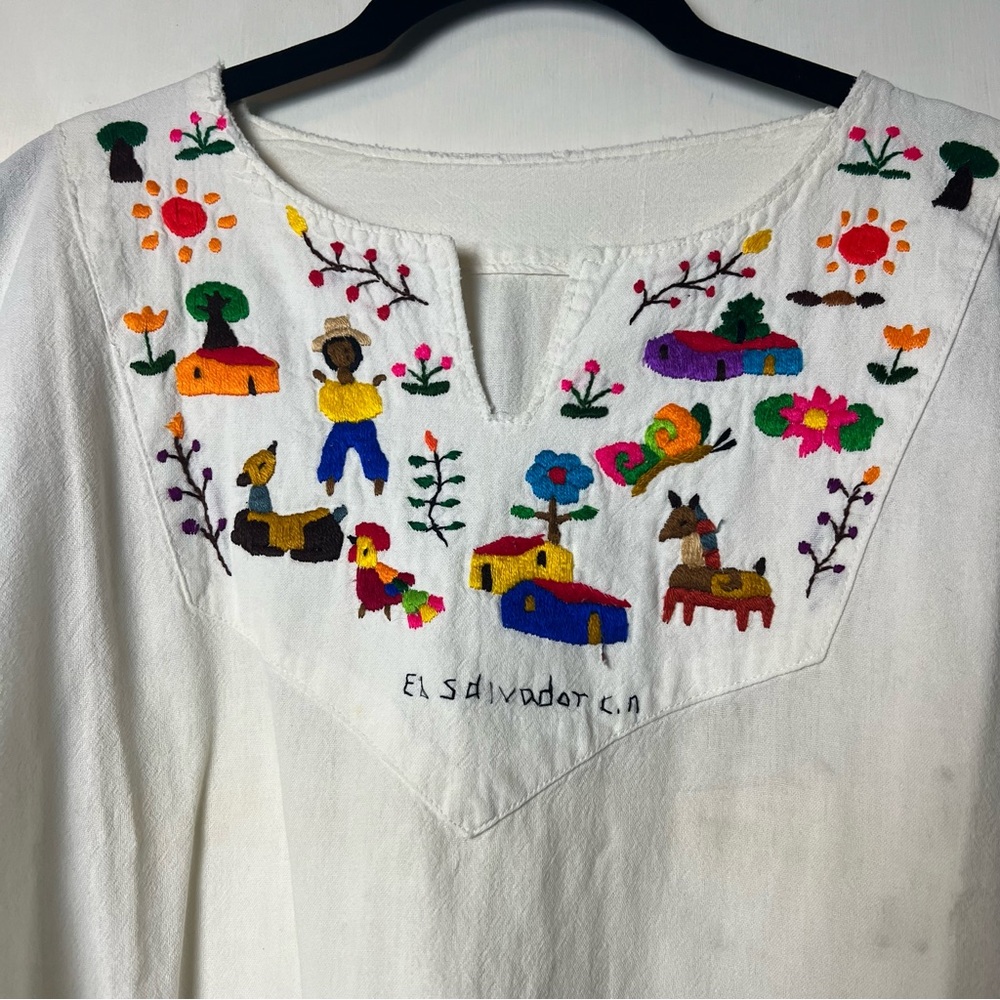Handmade El Salvador Folk Art Embroidered Blouse Vintage White Cotton One Sz. M - Picture 4 of 6